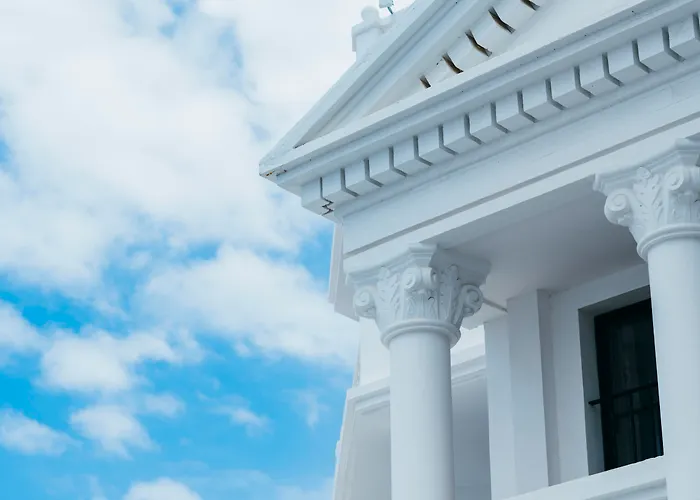 Ona Hollywood Mirage